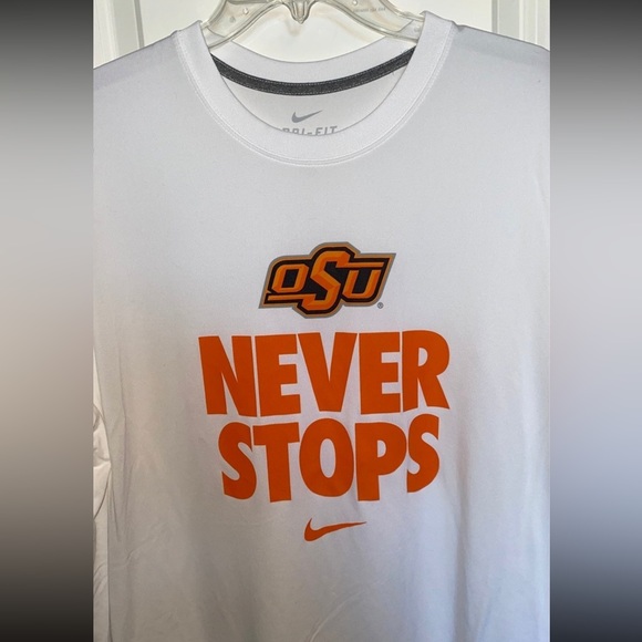 Like new! Nike Dri Fit Oklahoma State Shirt size XL - Picture 6 of 6